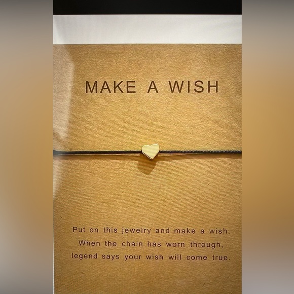 Rope Bracelet With Mini Love Heart - Picture 4 of 7